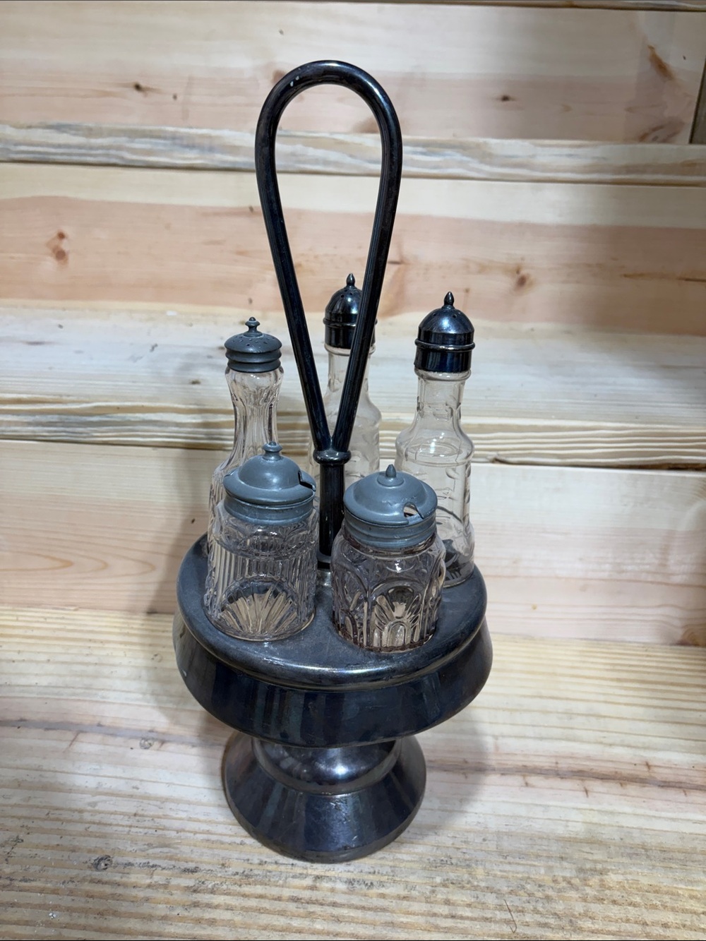 Vintage-Style Silver Condiment Caddy with Clear Glass Shakers